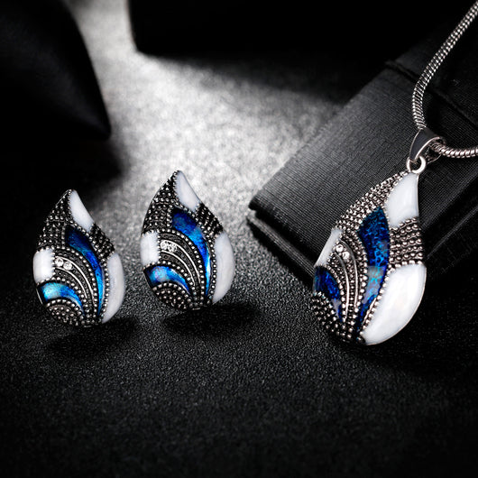 Conjunto de Joyas Gota de Agua - Image 7