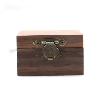 Caja de Anillo de Compromiso en Madera de Nogal - Image 4