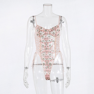 Jumpsuit de Encaje Bordado Elegante para uso en Ecuador - Image 4