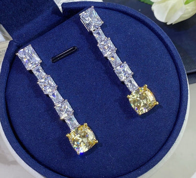 Aretes de Diamante Amarillo Trapezoidales Radiantes para Mujer - Image 4