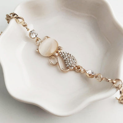 Pulsera Felina de Diamantes en Aleación Premium - Image 7