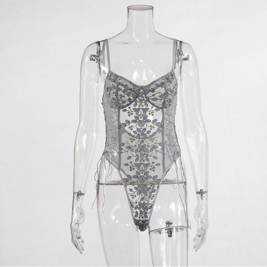 Jumpsuit de Encaje Bordado Elegante para uso en Ecuador - Image 13