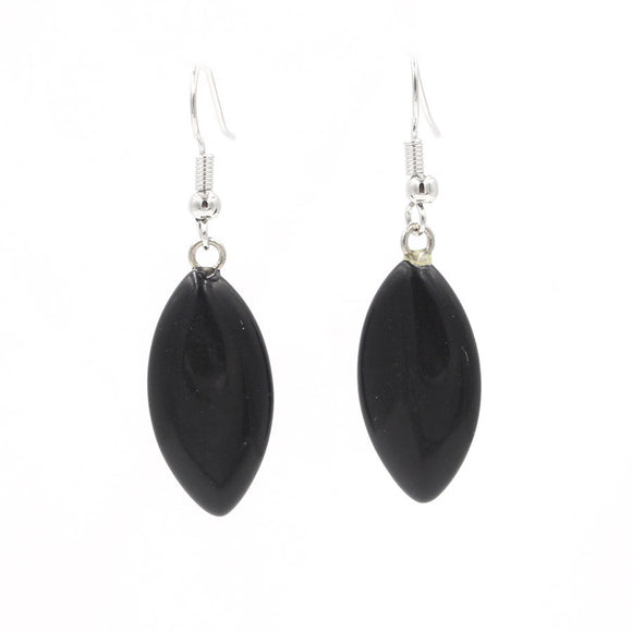 Aretes de Cristal Ojo de Caballo - Diseño Minimalista y Versátil para Mujer