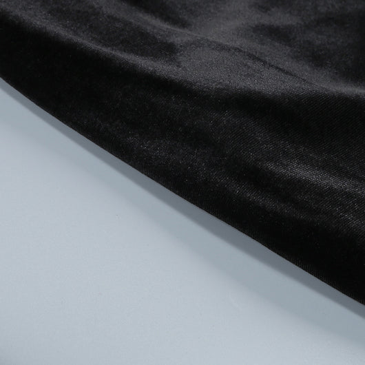 Vestido Largo de Terciopelo Negro con Cola Sirena - Image 17