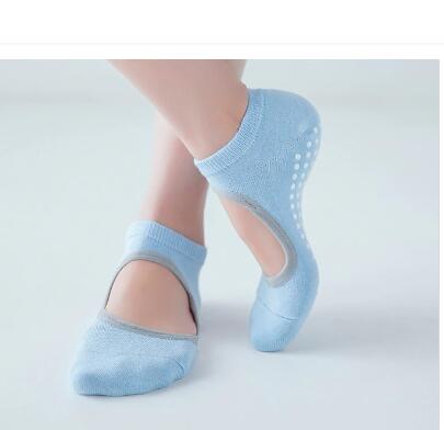 Calcetines Antideslizantes para Yoga y Fitness - Image 10