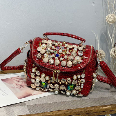 Bolso de Hombro Elegante con Remaches y Cristales Brillantes - Image 12
