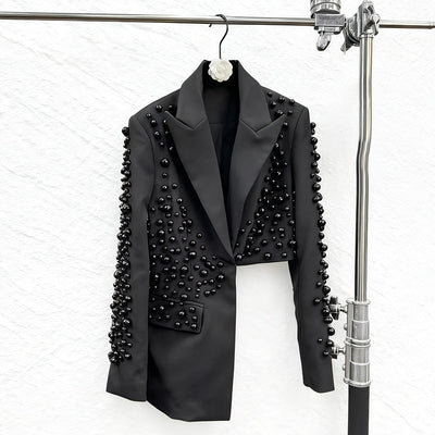 Conjunto Elegante de Blazer y Falda con Detalles Beige Bordados - Image 13