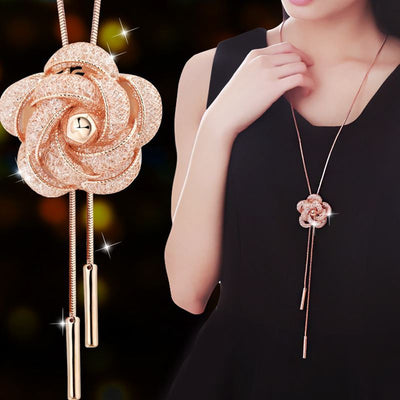 Collar Largo Cadena Floral Elegante - Image 6