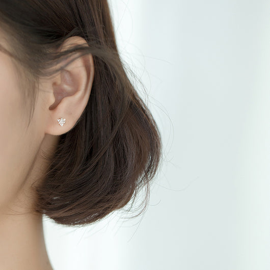 Aretes de Plata S925 Estilo Japonés con Diamantes - Triángulo Geométrico Personalizado - Image 3
