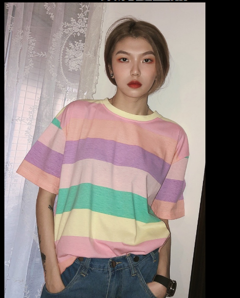 Camiseta Arcoíris con Rayas Multicolor