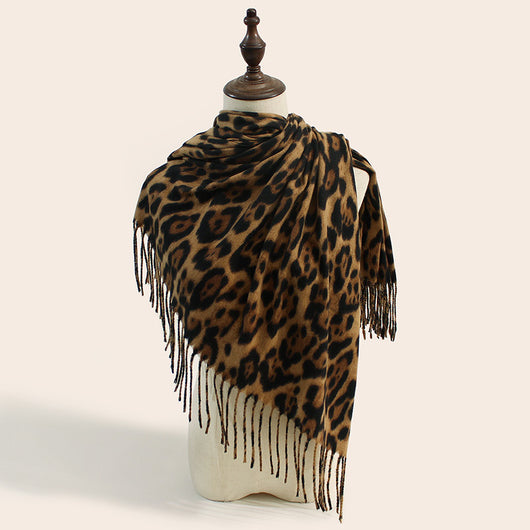 Bufanda Estampado Leopardo para Mujer - Chal Suave Tipo Cachemira - Image 3