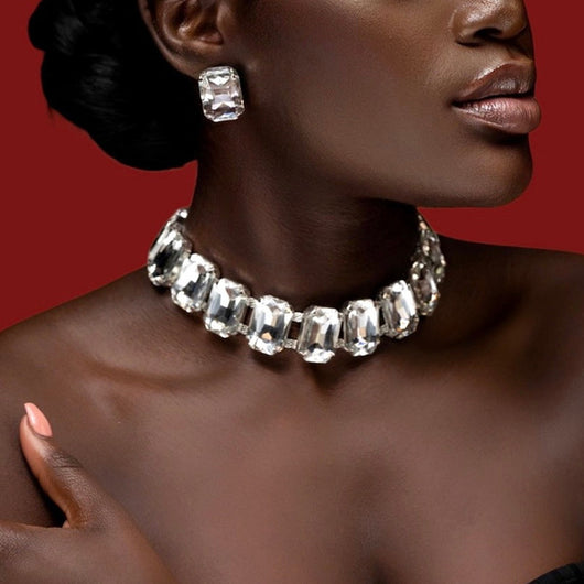 Light luxury geometric crystal necklace and square exaggerated earrings jewelry set in gold tone. - Image 13