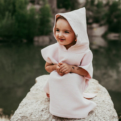Bata de Baño Infantil con Capucha Absorbente de Secado Rápido - Image 3