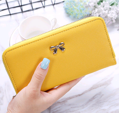 Cartera Larga para Mujer con Decoración de Moño Metálico y Compartimento para Teléfono