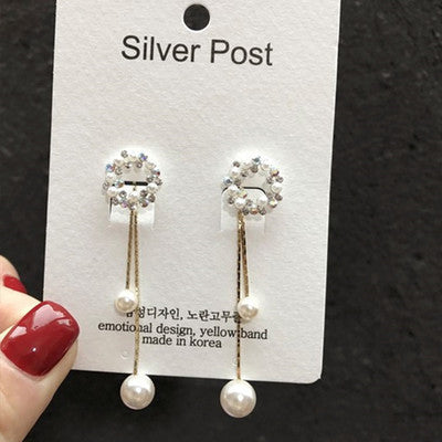 Aretes de Perlas en Diseño Engarzado