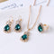 Conjunto de Collar, Aretes y Anillo con Gota de Cristal y Rhinestones