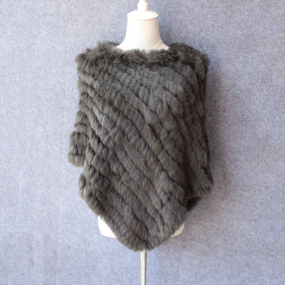 Chal Triangular de Lana de Conejo Artesanal con Detalles de Cuero - Image 13