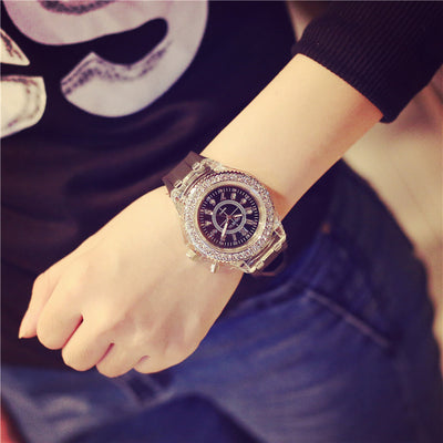 Reloj LED Luminoso Geneva para Mujer con Pulsera de Silicona - Image 5