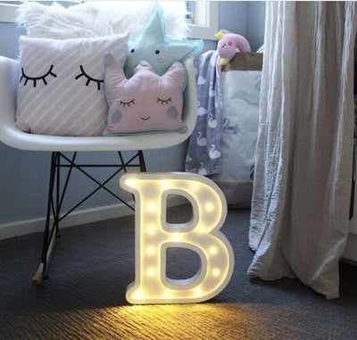 Letras LED Luminosas para Decoración del Hogar