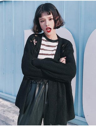 Cardigan Tejido Suelto con Bordados Delicados