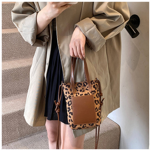 Bolsa Crossbody Retro Leopardo Otoño Invierno - Bandolera Ante Versátil para Teléfono - Image 19