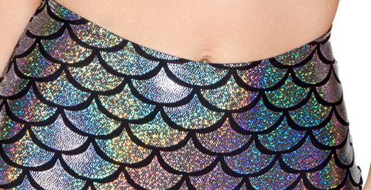 Shorts Holográficos con Patrón Escamas de Sirena en Dorado - Image 8