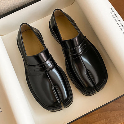 Zapatos de Cuero para Mujer con Diseño de Dedo Dividido - Image 9