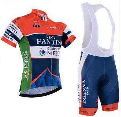 Conjunto de Ciclismo Transpirable con Pantalones Cortos y Camiseta