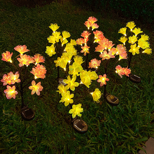 Lámpara Solar Decorativa con Flor de Camelia para Jardín - Image 3