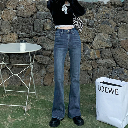 Pantalón Denim Cintura Alta Acampanado con Diseño Moderno - Image 7