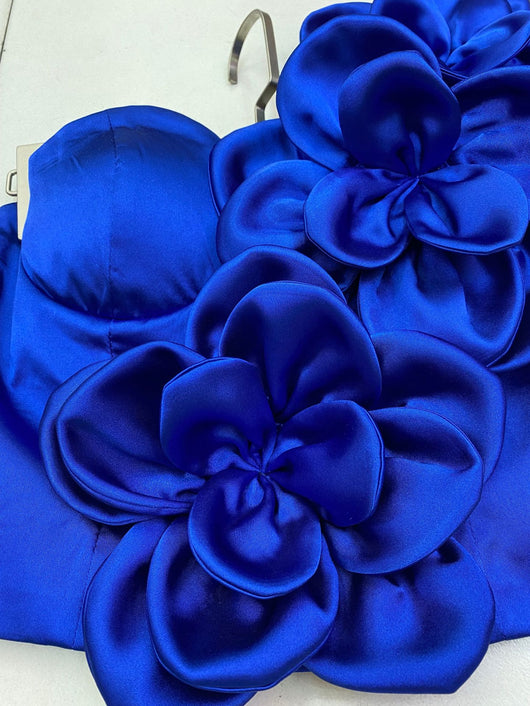 Chaleco Asimétrico con Flores 3D y Tirante al Hombro para Mujer - Image 13