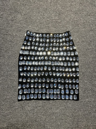 Shorts de Lujo Artesanales para Mujer con Diamantes y Detalles Elaborados - Image 5