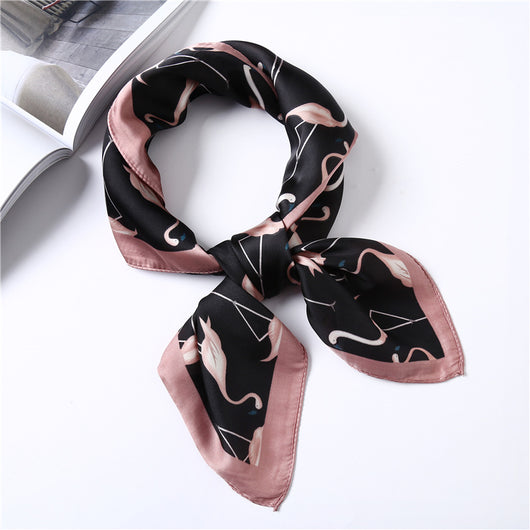 Pañuelo de Seda Decorativo Elegante - Image 6