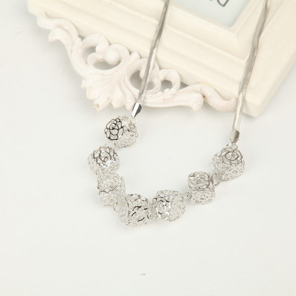 Collar Corto de Cristales Brillantes Estilo Coreano - Accesorio Femenino Premium