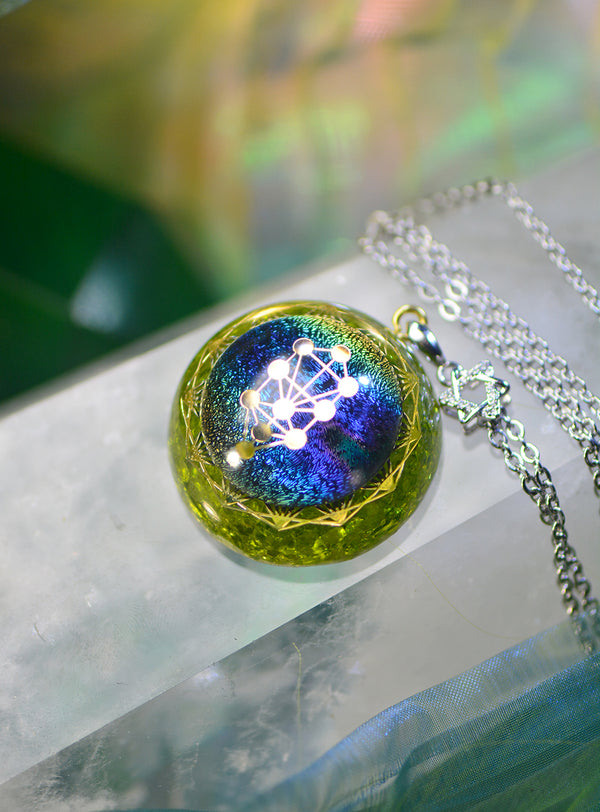 Collar de Cristal Verde de Alta Frecuencia