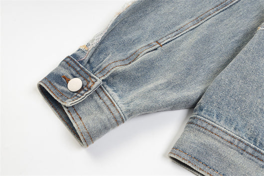 Chaqueta Denim con Costuras de Encaje y Detalles Rotos - Image 20