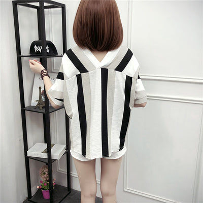 Blusa Mujer Escote V Rayas Manga Corta - Image 4