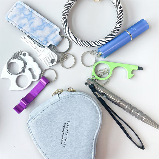 Set de Pulsera Llavero con Bolsa de Maquillaje y Accesorios