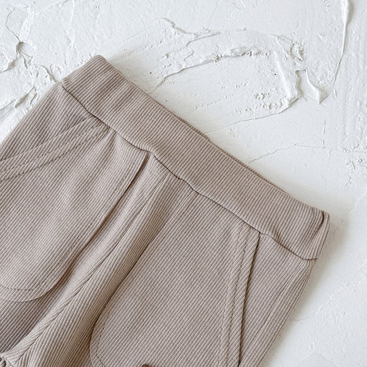 White long-sleeve baby hoodie with a brown bear print and matching ribbed beige sweatpants set. - Image 16