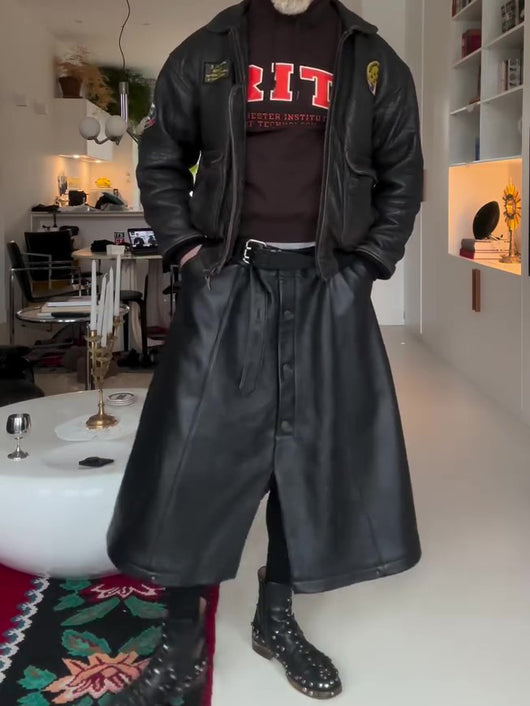 Falda Midi de Cuero Negro con Corte Ancho - Image 4