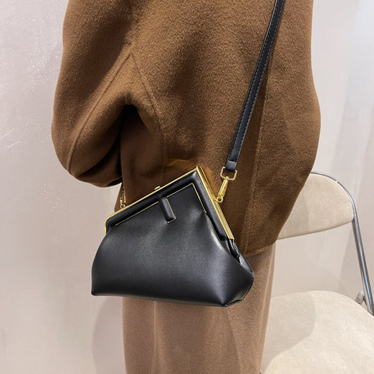 Bolsa Mensajero con Cierre de Hebilla - Estilo Moderno y Funcional - Image 10