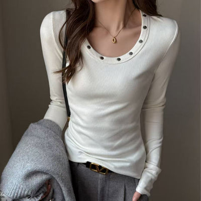 Remera Manga Larga Cuello Redondo con Tachas para Mujer