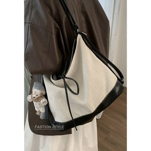 Bolsa Mensajera Retro con Cierre de Botón - Diseño Versátil - Image 24