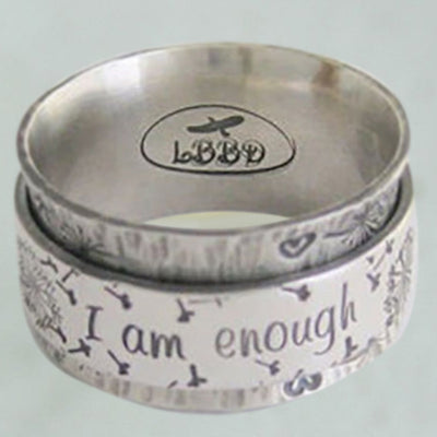 Anillo Vintage Unisex 'Soy Suficiente' con Letras - Image 3