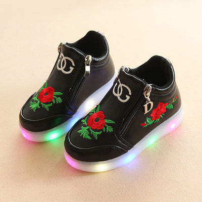 Zapatos Infantiles LED Estilo Otoño Coreano con Suela Luminosa y Suave - Image 3