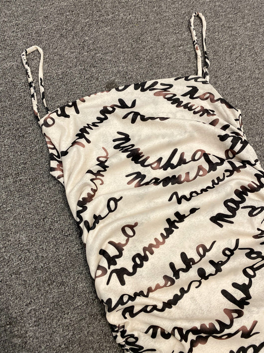 Vestido Halter Estampado Ajustado Largo Medio - Image 19