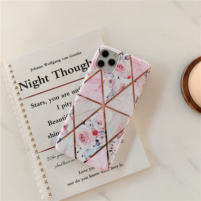 Funda para teléfono con flores retro cosidas - Image 6