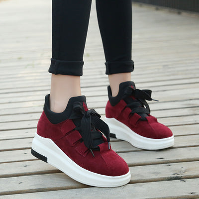 Zapatillas Deportivas con Suela Reforzada y Puntera Redondeada - Image 4