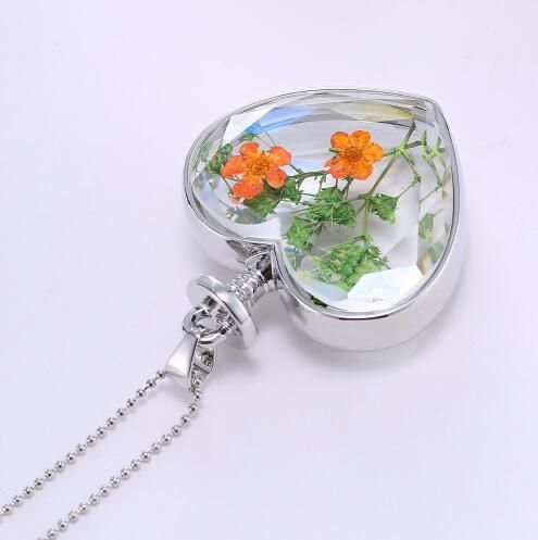 Collares Colgantes de Vidrio Elegantes - Image 6