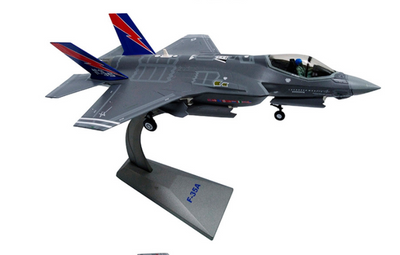 Modelo de Caza 72F35A - Réplica de Colección Premium - Image 6